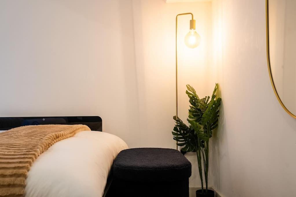 Five Star Boutique Studio Flat In Лондон Екстер'єр фото