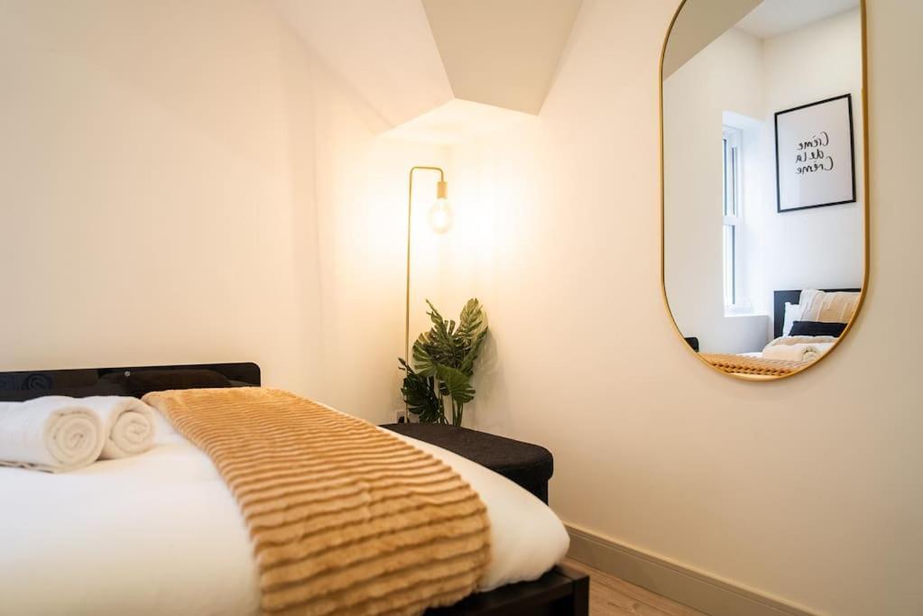 Five Star Boutique Studio Flat In Лондон Екстер'єр фото