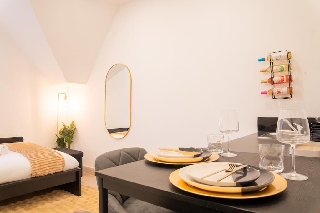Five Star Boutique Studio Flat In Лондон Екстер'єр фото